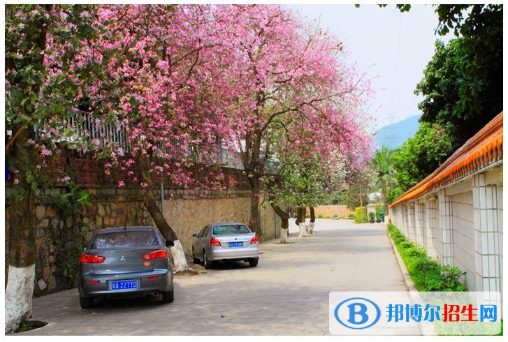 昆明市盤龍區(qū)千發(fā)職業(yè)學(xué)校2021年錄取分數(shù)線