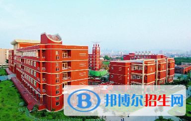 曲靖市華才職業(yè)技術(shù)學(xué)校怎么樣，好不好