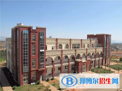云南外事外語職業(yè)學(xué)院五年制大專2021年、學(xué)費(fèi)、收費(fèi)多少