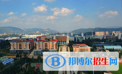 昆明工業(yè)職業(yè)技術(shù)學(xué)院五年制大專2021年學(xué)費、收費多少