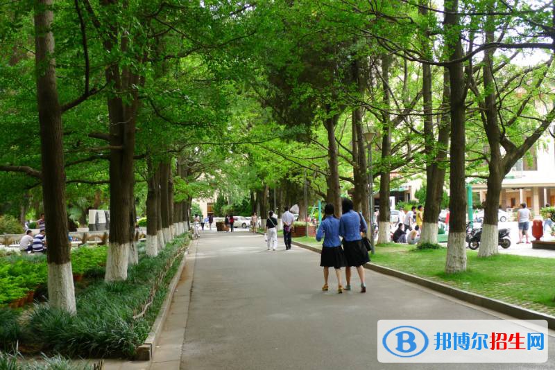 青島商務(wù)學(xué)校怎么樣、好不好