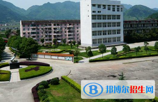  安化縣職業(yè)中專學(xué)校怎么樣、好不好