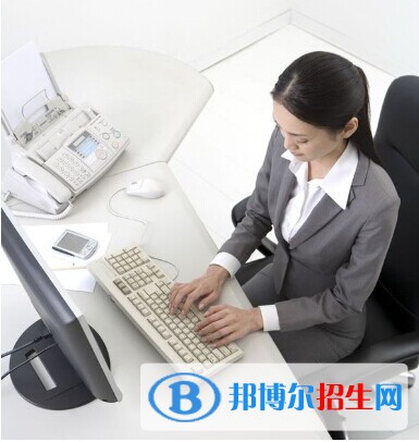 貴州2021年女生初中畢業(yè)上計算機學校