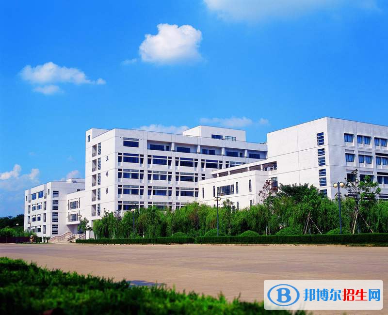 北京八一農(nóng)業(yè)機(jī)械化學(xué)校2021年報(bào)名條件、招生要求、招生對(duì)象