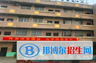 四川2021年高中畢業(yè)可以讀中專學校嗎