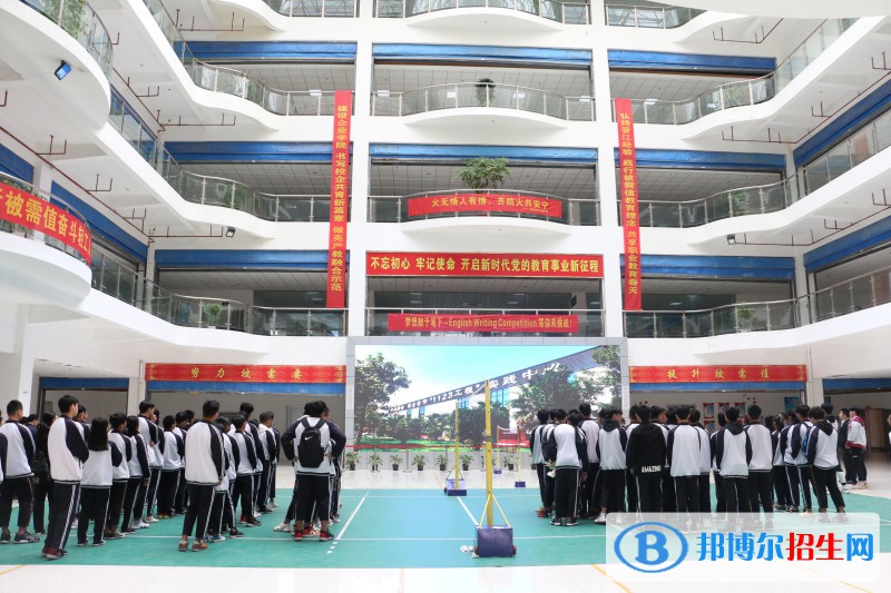 廣西2021年高中畢業(yè)上中專學校好嗎