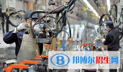 甘肅2021年男生在中專學校學什么好