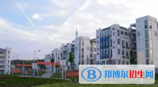 安徽衛(wèi)生健康職業(yè)學(xué)院怎么樣、好不好