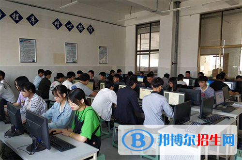 江蘇省如皋第一中等專業(yè)學(xué)校2021年報名條件、招生要求、招生對象