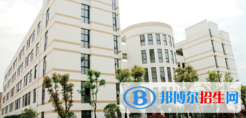 池州江南工業(yè)學校2021年招生辦聯(lián)系電話