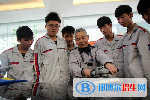 廣東2021年汽修學校什么專業(yè)適合男生