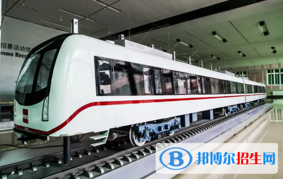 貴州2021年初中生考什么軌道交通學校