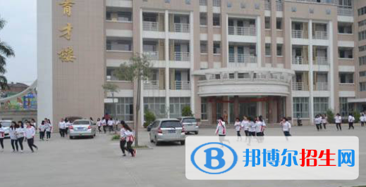 淮南市白天鵝藝術(shù)職業(yè)中專學(xué)校2021年有哪些專業(yè)