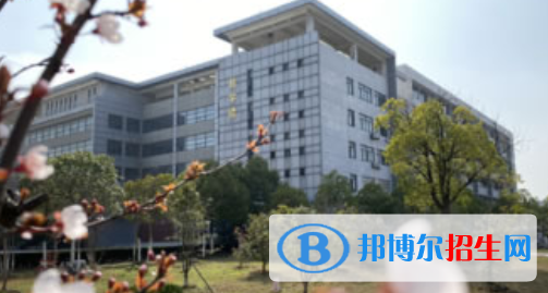 安徽汽車(chē)工業(yè)技師學(xué)院2021年宿舍條件 