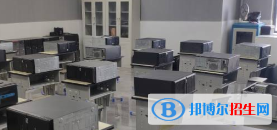 阜陽(yáng)科貿(mào)技工學(xué)校2021年招生錄取分?jǐn)?shù)線