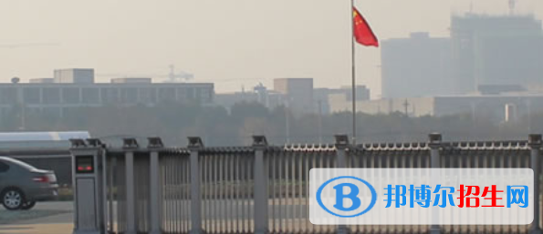 阜南縣技工學(xué)校2021年報名條件、招生要求、招生對象