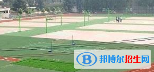 成都2021年中專(zhuān)與高中的區(qū)別