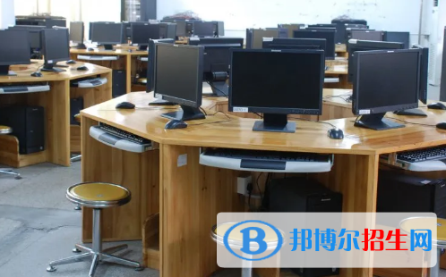 貴陽2021年有哪些計算機學校比較好就業(yè)