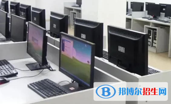 貴陽(yáng)2021年讀什么計(jì)算機(jī)學(xué)校比較好