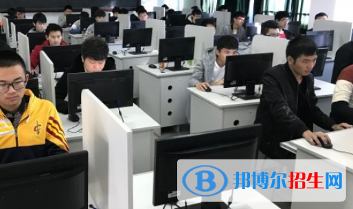 貴陽(yáng)2021年公立計(jì)算機(jī)學(xué)校