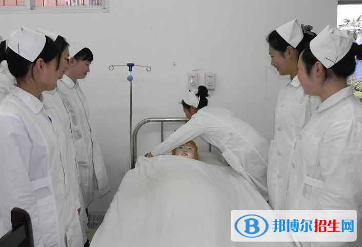 邢臺(tái)2021年衛(wèi)校好還是職高好