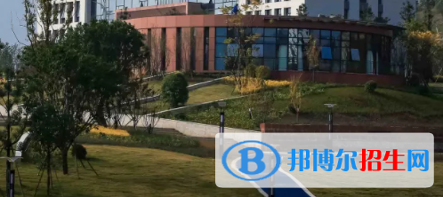成都2021年護理學(xué)校大專好的學(xué)校