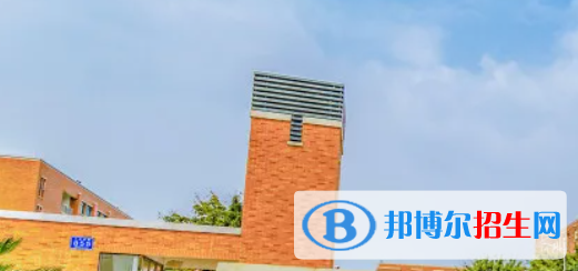成都2021年女生初中畢業(yè)上護理學校