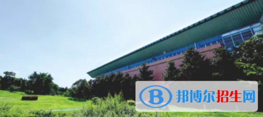 成都2021年哪些大專有護(hù)理學(xué)校