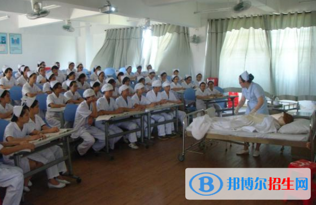 西安2021年男生讀衛(wèi)校學什么好