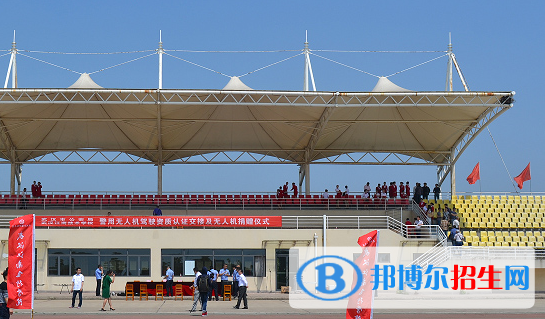 武漢江南技術(shù)學(xué)校2021年招生簡(jiǎn)章