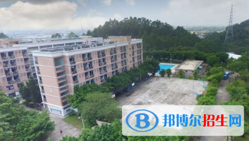貴州2021年初中畢業(yè)可以上中專(zhuān)學(xué)校嗎