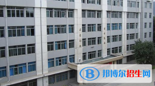 貴州2021年中專學(xué)校什么專業(yè)適合男生