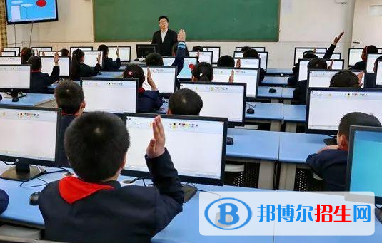 杭州2021年初中生可以上計算機學校嗎