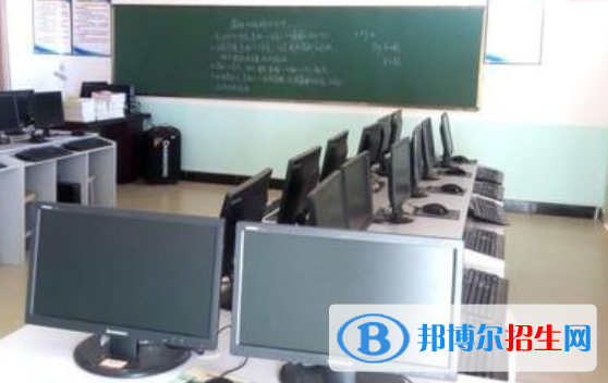杭州2021年計算機學(xué)校一般有哪些專業(yè)