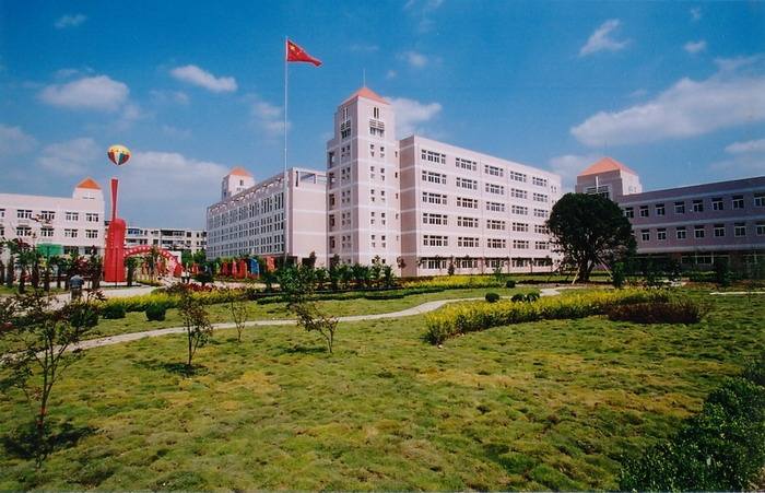南京2021年初中沒(méi)畢業(yè)可以讀中專嗎