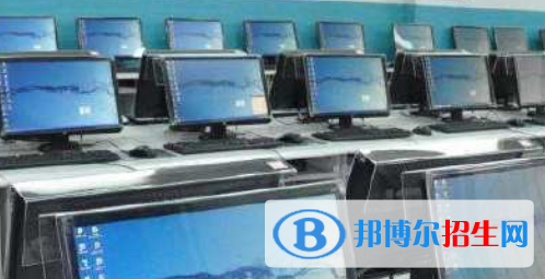 四川2021年計(jì)算機(jī)學(xué)校有哪些專業(yè)好