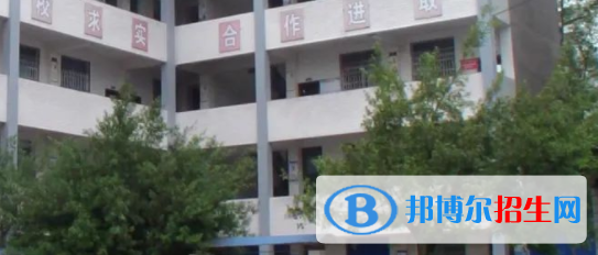 四川2021年有哪些計算機學(xué)校就業(yè)比較好