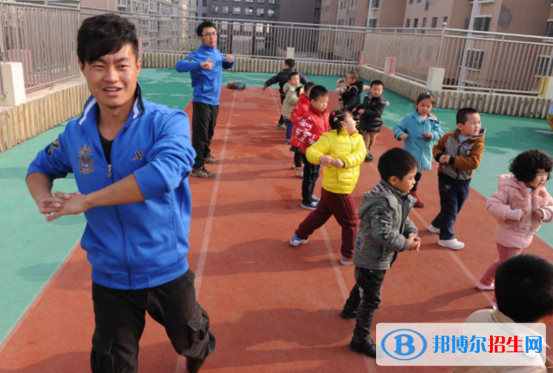 貴州2021年男生讀幼師學(xué)校學(xué)什么專業(yè)好