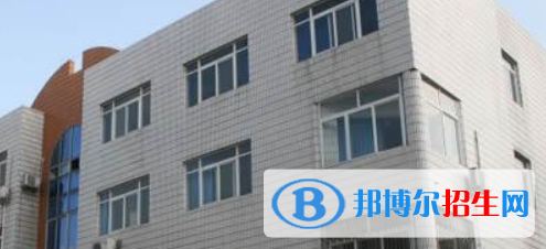 四川2021年計算機(jī)學(xué)校有男生嗎