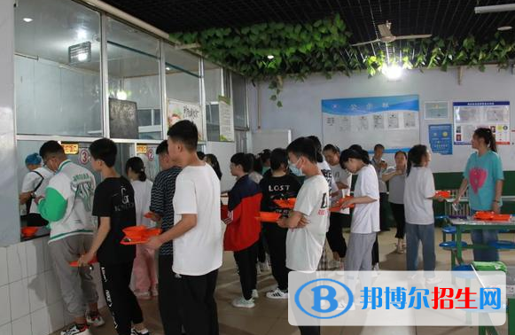 邯鄲2021年初中畢業(yè)可以考中專(zhuān)