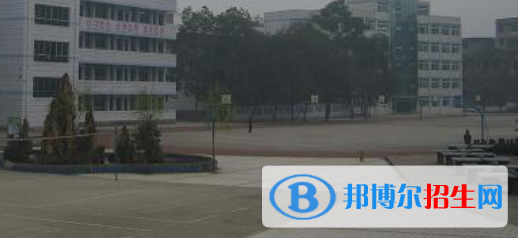 四川2022年計算機學校是中專還是大專