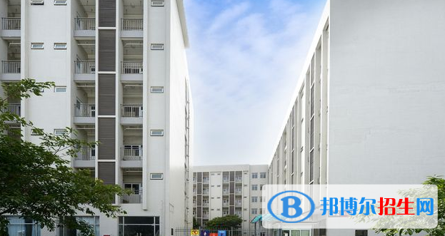 邯鄲2022年中專學(xué)校和職高哪個(gè)好