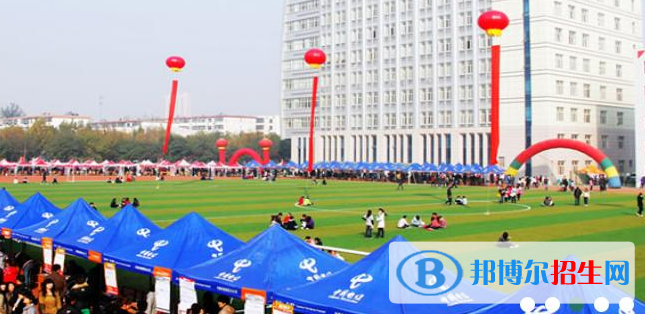保定技師學(xué)院怎么樣、好不好