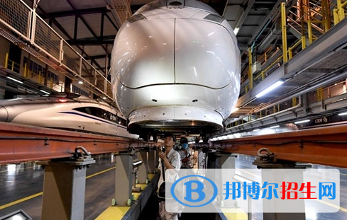 四川2022年中專學(xué)校學(xué)啥好