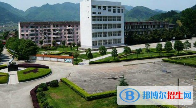 邢臺(tái)民進(jìn)經(jīng)濟(jì)管理中等專業(yè)學(xué)校2022年報(bào)名條件、招生要求、招生對(duì)象