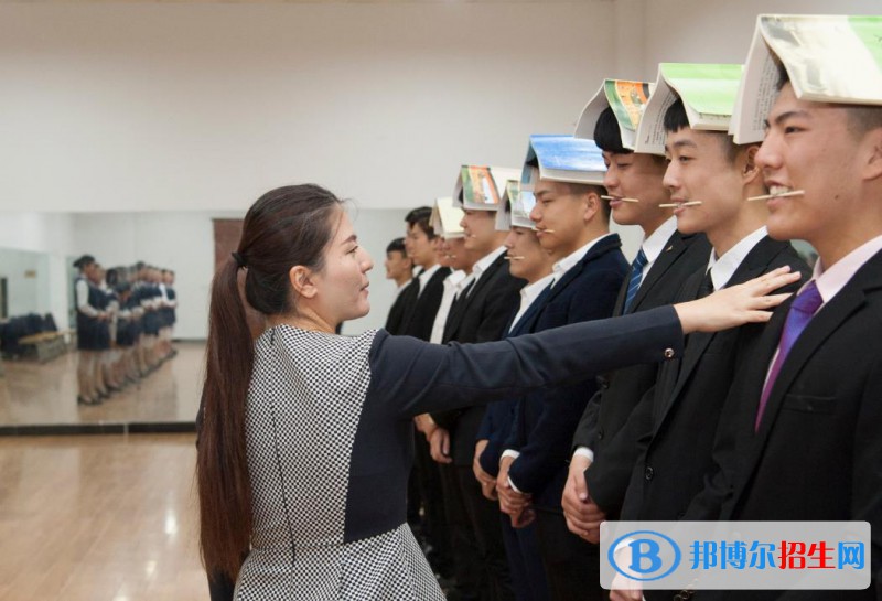 蘭州2022年航空服務(wù)學(xué)校都有哪些