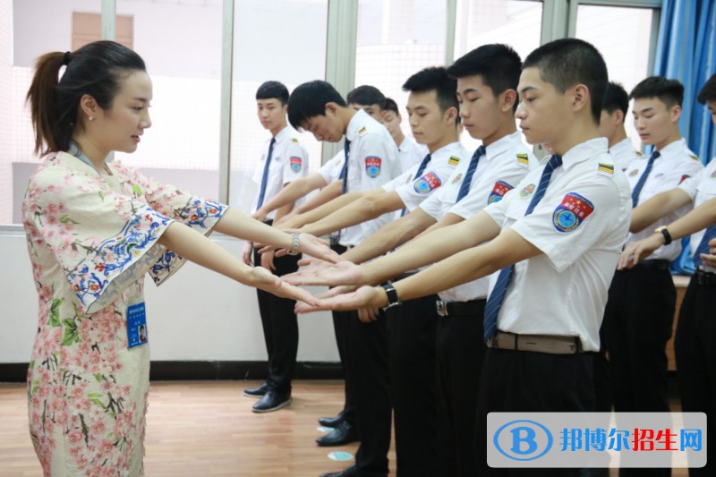 蘭州2022年沒有畢業(yè)證可以讀航空服務(wù)學(xué)校嗎