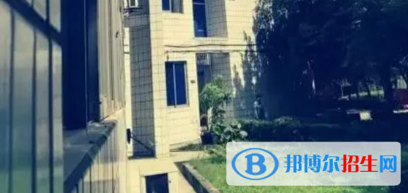 成都實(shí)用工程技術(shù)學(xué)校2022年學(xué)費(fèi)、收費(fèi)多少