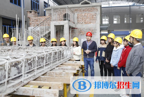 四川2022年中專學(xué)校哪個(gè)專業(yè)比較好啊