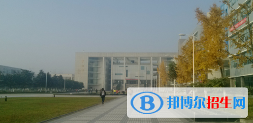 成都2022年計算機(jī)學(xué)校好的大專學(xué)校